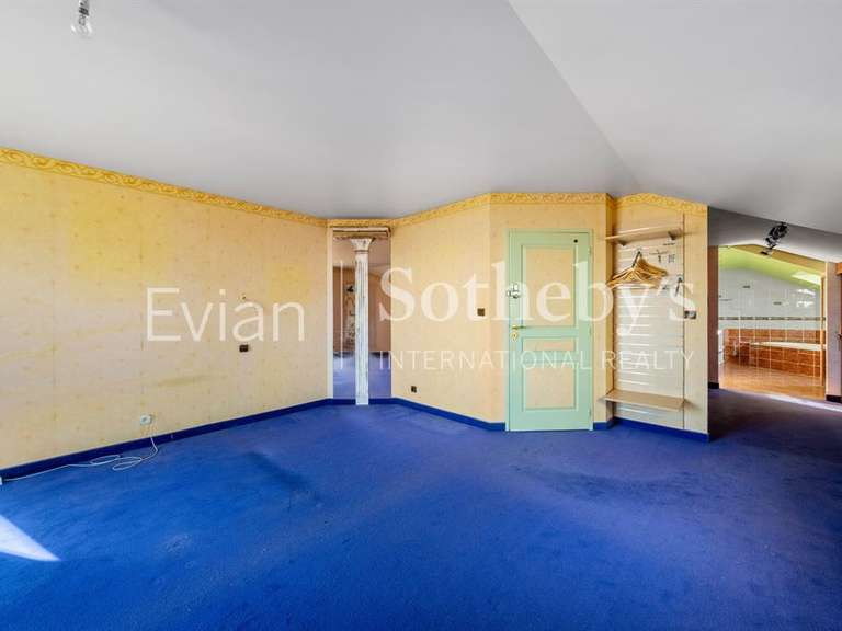 House Neuvecelle - 6 bedrooms - 275m²