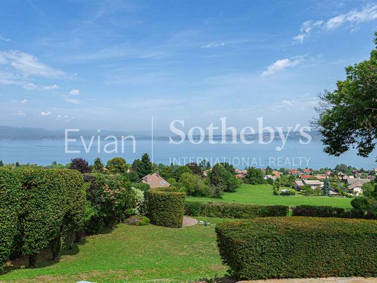 House Neuvecelle - 4 bedrooms - 288m²