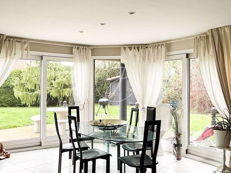 Maison Neuville-en-Ferrain - 4 chambres - 246m²