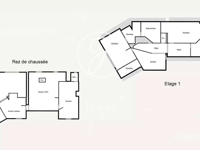 House Neuville-en-Ferrain - 4 bedrooms - 246m²