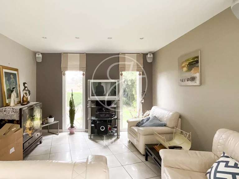 Maison Neuville-en-Ferrain - 4 chambres - 246m²