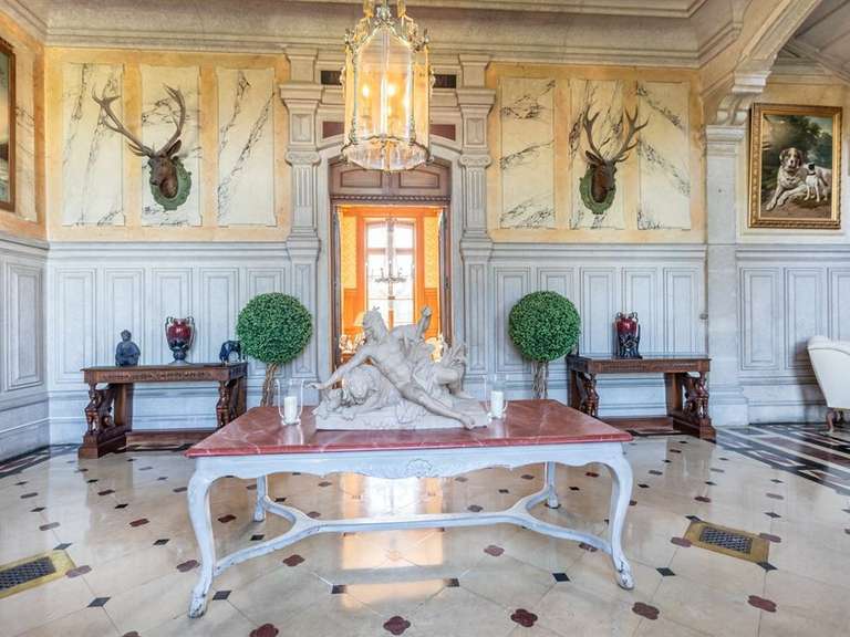 Château Neuville-les-Dames - 18 chambres - 1300m²