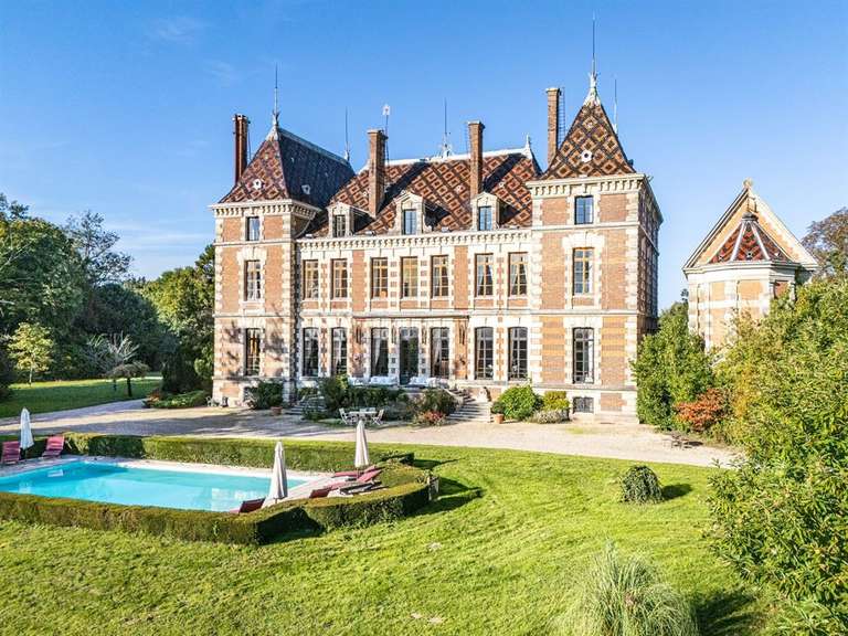 Château Neuville-les-Dames - 18 chambres - 1300m²