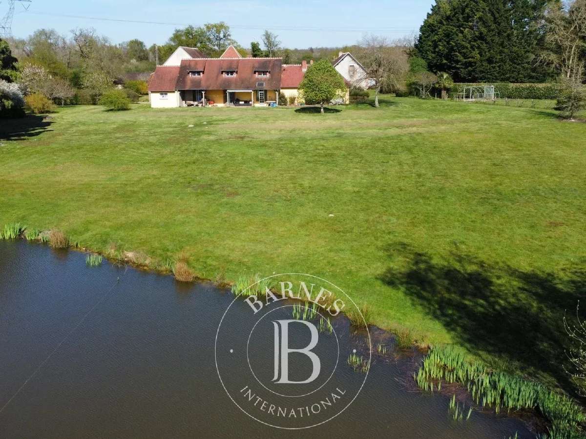 Property Neuvy-sur-Barangeon