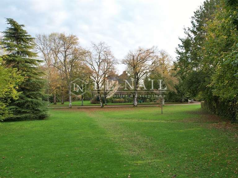 Château Nevers - 8 chambres - 612m²