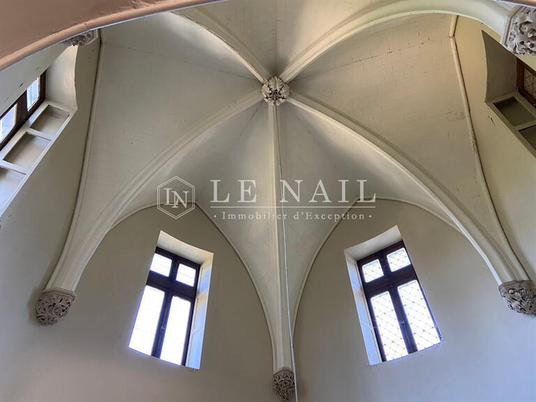 Château Nevers - 16 chambres - 1173m²