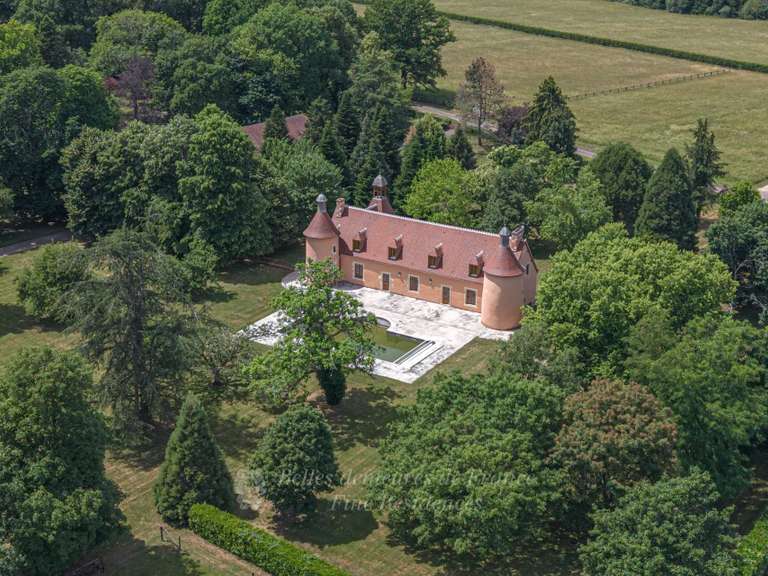 Château Nevers - 5000m²