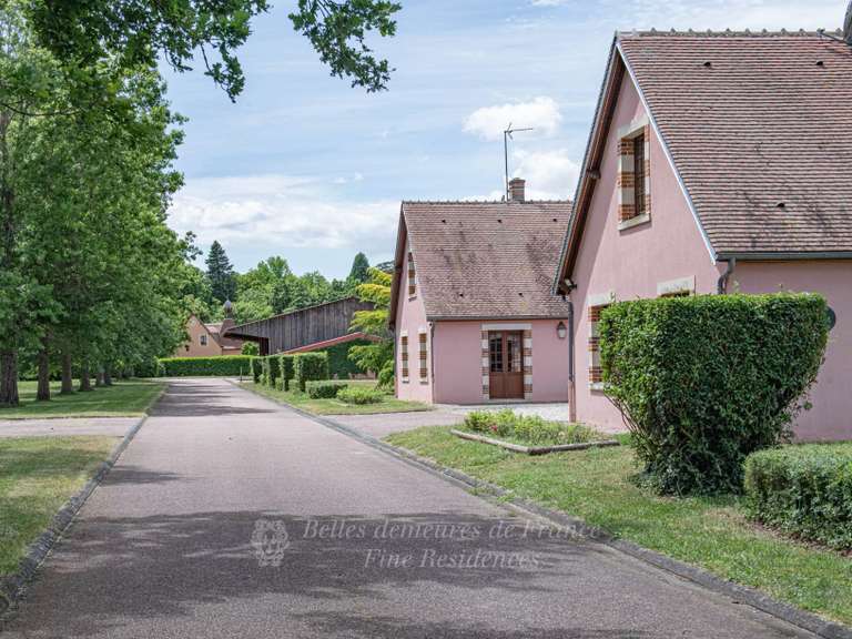 Château Nevers - 5000m²