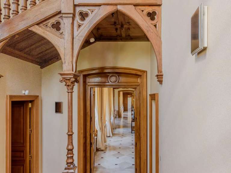 Château Nevers - 5000m²