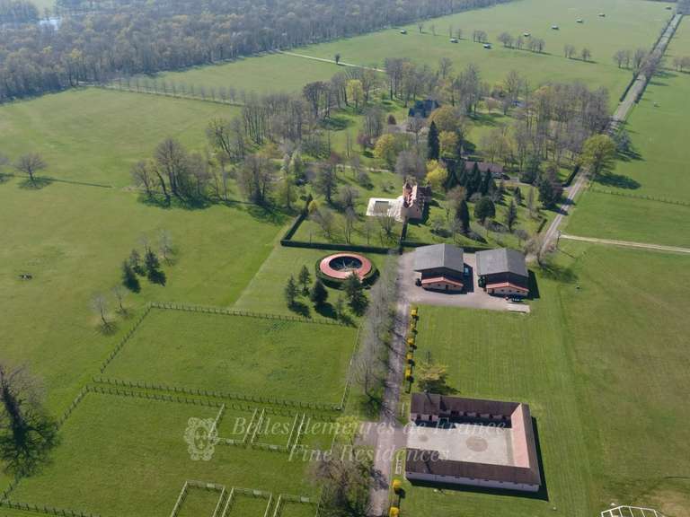 Château Nevers - 5000m²