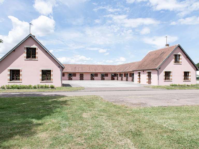 Château Nevers - 5000m²