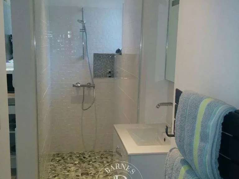 Maison Nevers - 9 chambres - 450m²