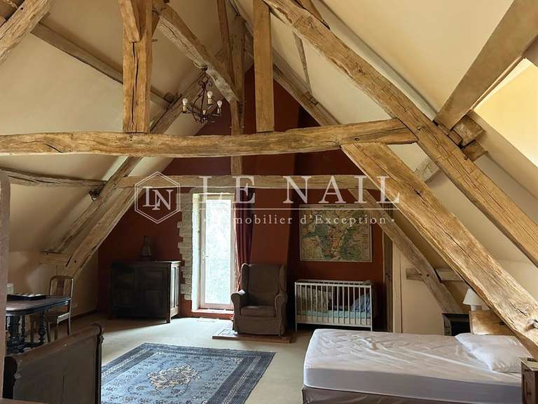 Manoir Nevers - 9 chambres - 540m²