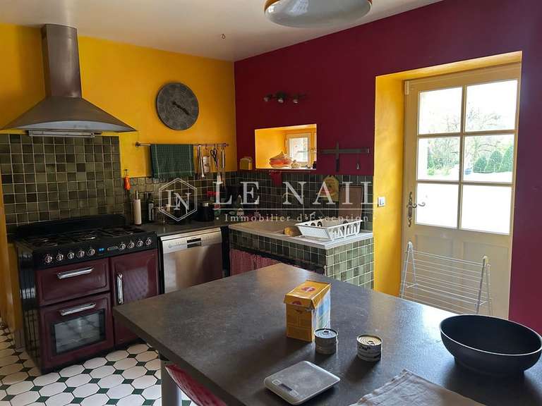 Manoir Nevers - 9 chambres - 540m²