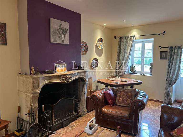 Manoir Nevers - 9 chambres - 540m²