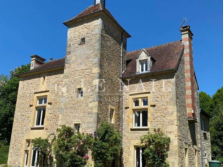 Manoir Nevers - 9 chambres - 540m²