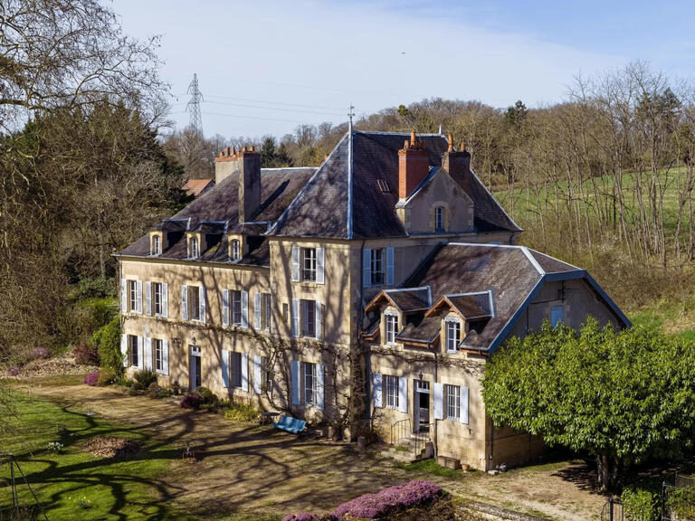 Propriété Nevers - 14 chambres - 580m²