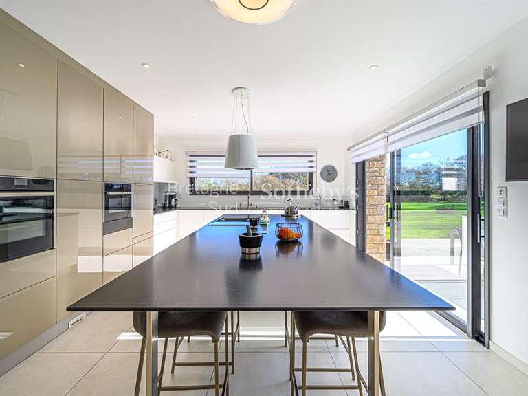 Maison Névez - 4 chambres - 285m²