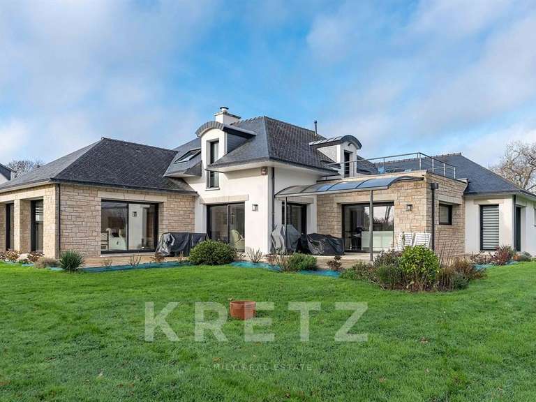 Maison Névez - 4 chambres - 284m²