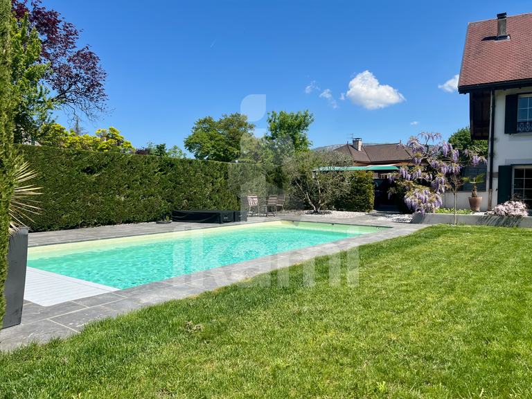 House Neydens - 4 bedrooms - 212m²
