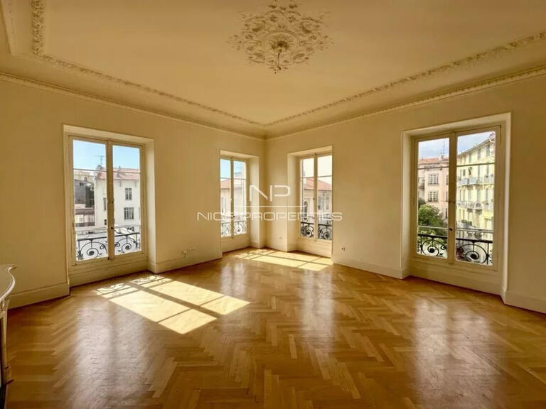 Vente Appartement Nice - 5 chambres