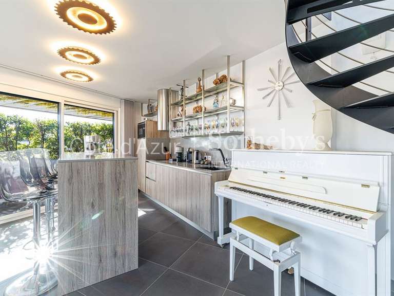 Appartement Nice - 2 chambres - 98m²