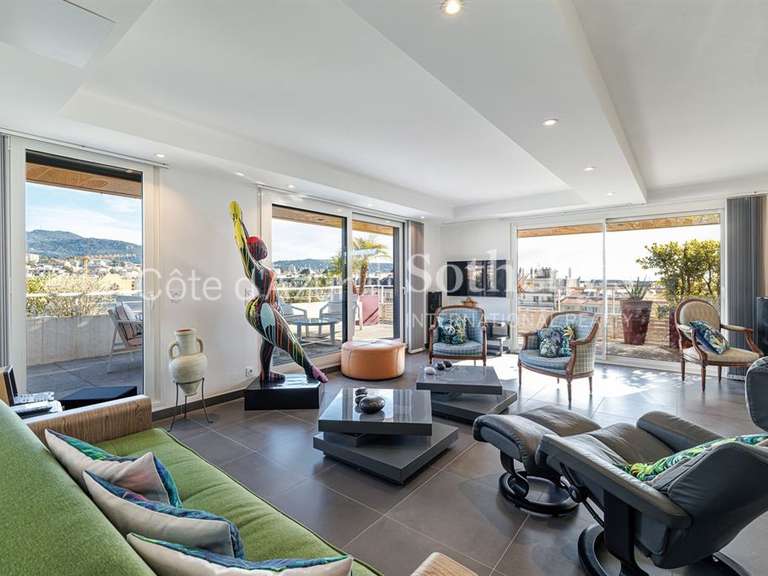 Appartement Nice - 2 chambres - 98m²