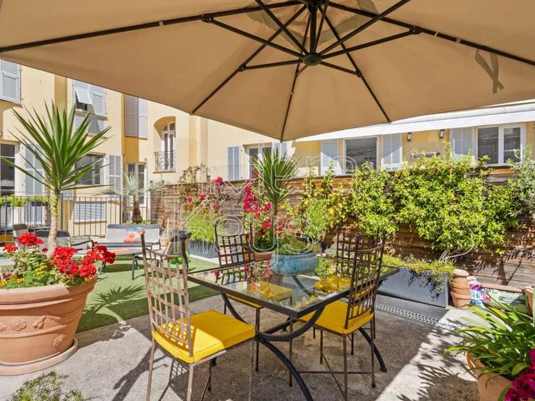 Appartement Nice - 2 chambres - 117m²