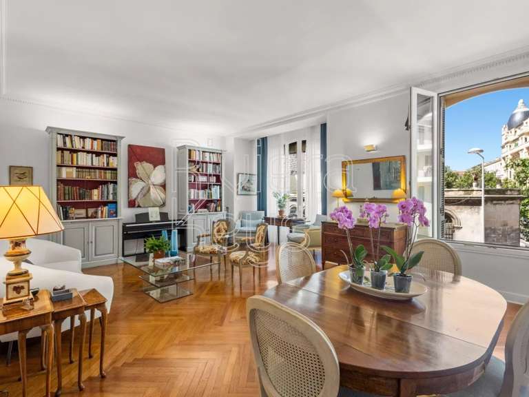 Appartement Nice - 2 chambres - 117m²