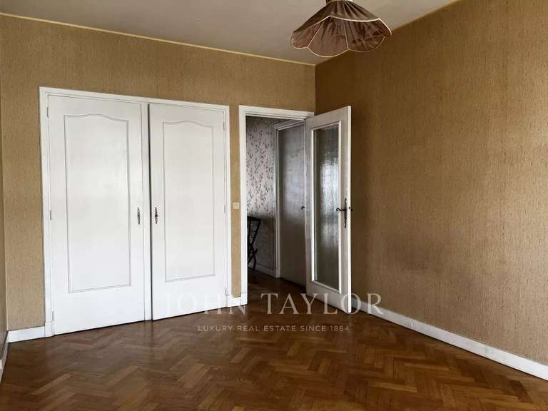 Appartement Nice - 1 chambre - 84m²