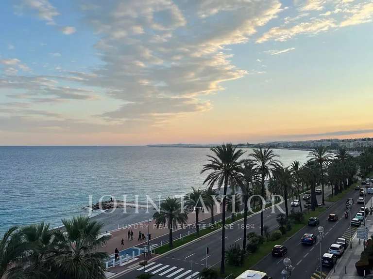 Appartement Nice - 1 chambre - 84m²