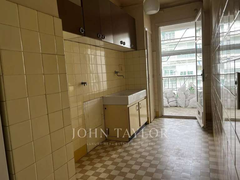 Appartement Nice - 1 chambre - 84m²