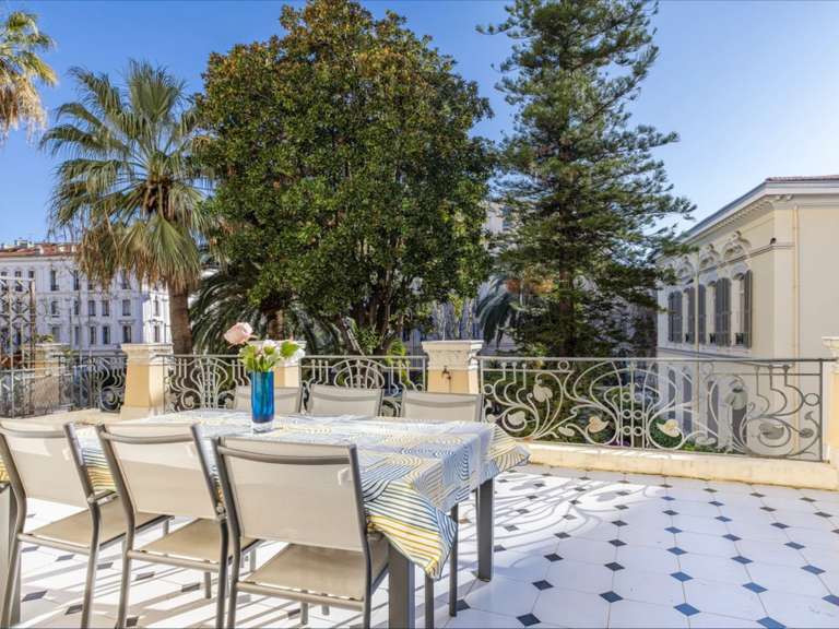 Apartment Nice - 4 bedrooms - 237m²