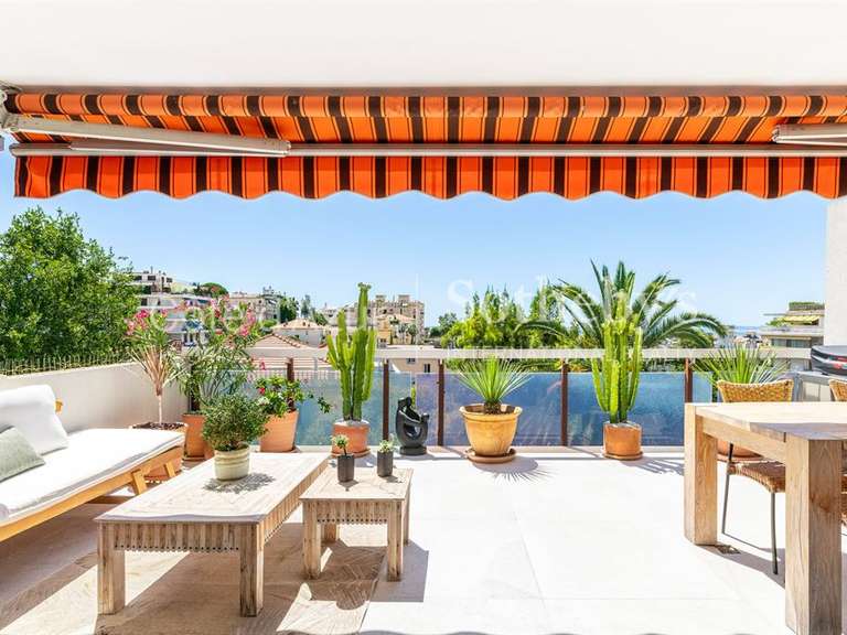 Appartement Nice - 2 chambres - 95m²