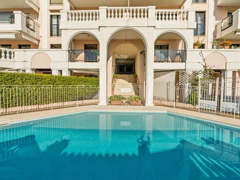 Appartement Nice - 1 chambre - 76m²