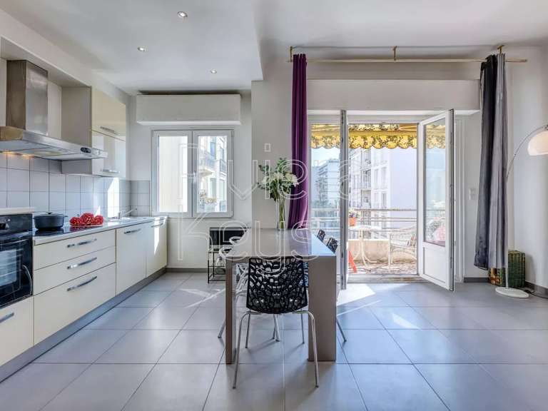 Appartement avec Vue sur mer Nice - 1 chambre - 56m²