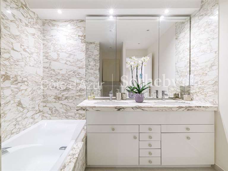 Appartement Nice - 3 chambres - 104m²