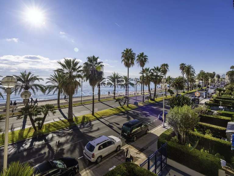 Apartment Nice - 2 bedrooms - 65m²