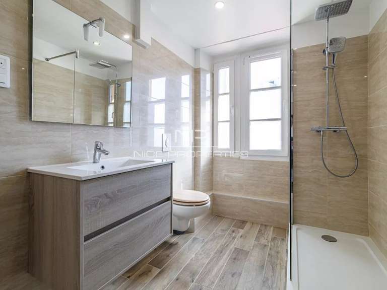 Apartment Nice - 3 bedrooms - 68m²