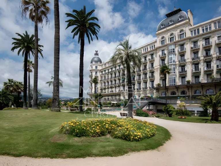 Appartement Nice - 3 chambres - 190m²