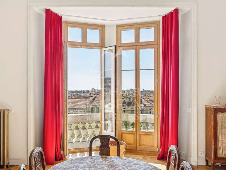 Appartement Nice - 3 chambres - 252m²