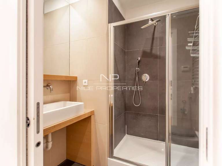 Appartement Nice - 2 chambres - 77m²