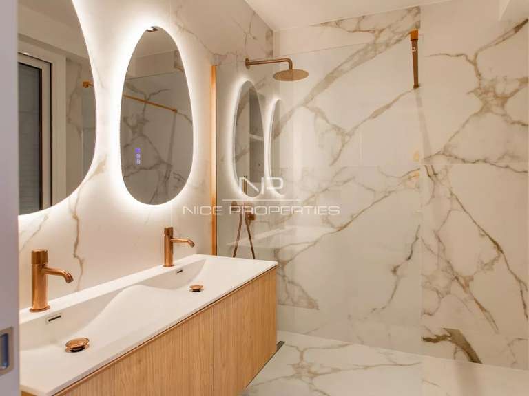 Appartement Nice - 2 chambres - 76m²