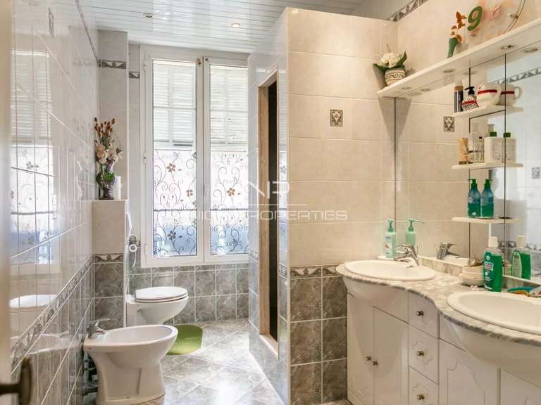 Appartement Nice - 3 chambres - 125m²