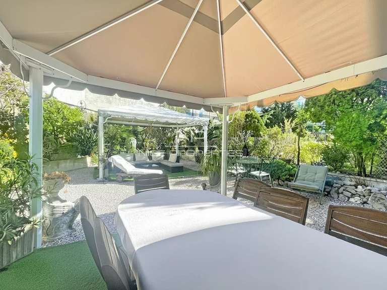 Apartment Nice - 2 bedrooms - 227m²