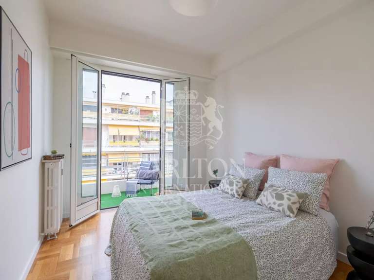 Apartment with Sea view Nice - 3 bedrooms - 77m²