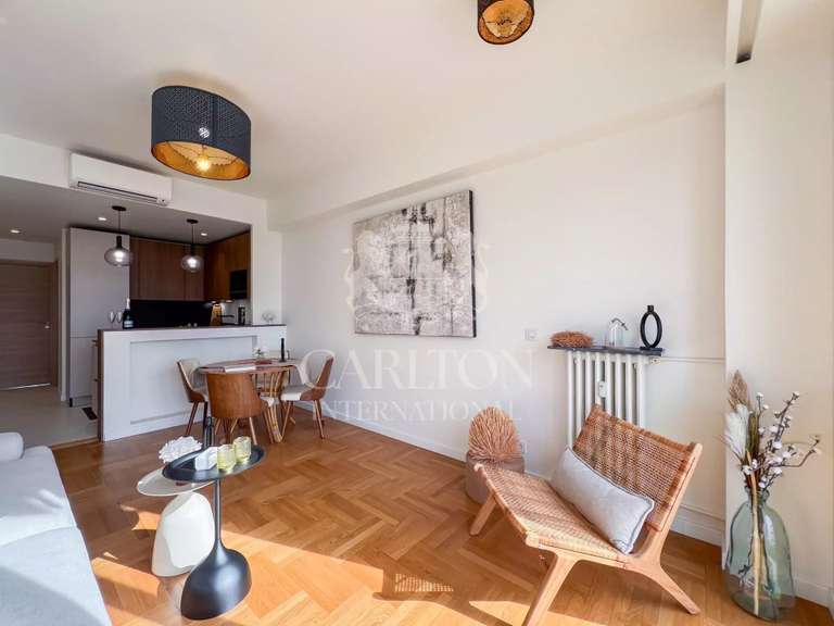 Apartment with Sea view Nice - 3 bedrooms - 77m²