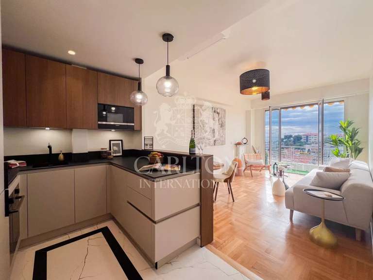 Apartment with Sea view Nice - 3 bedrooms - 77m²