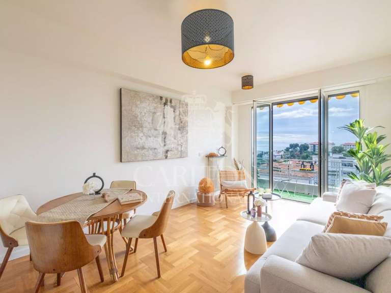 Apartment with Sea view Nice - 3 bedrooms - 77m²