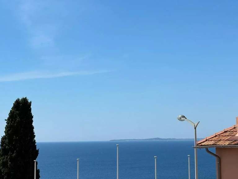 Apartment with Sea view Nice - 2 bedrooms - 58m²